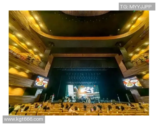 重庆羽毛球队在钻石联赛中的崛起与成长历程全景揭秘